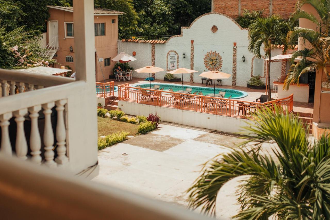 Hotel Condesa 科马亚瓜 外观 照片